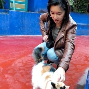 Meet your Posher, Janet